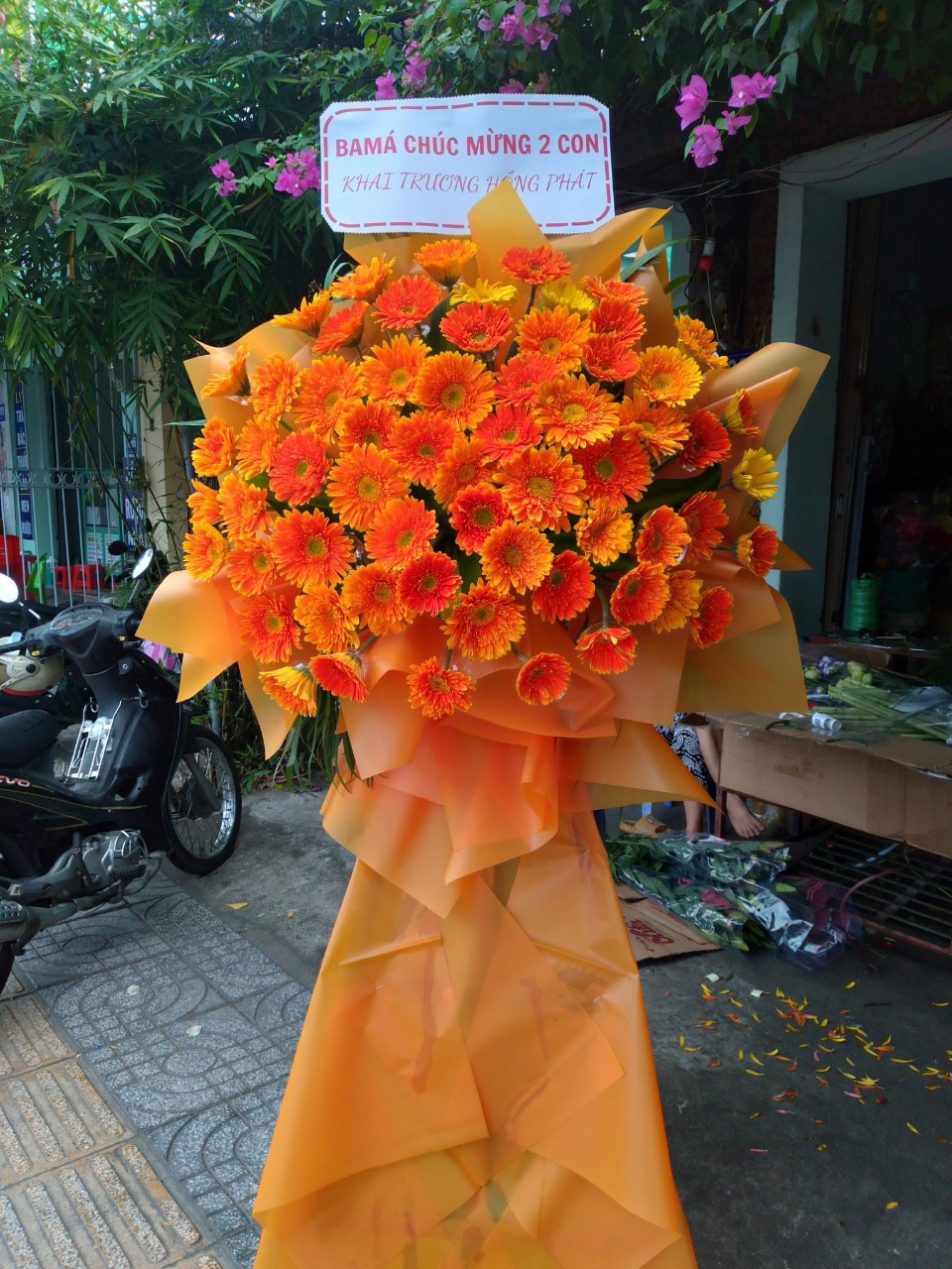 Dịch vụ điện hoa, giao hoa khai trương tại Phú Mỹ, Bà Rịa - Vũng Tàu